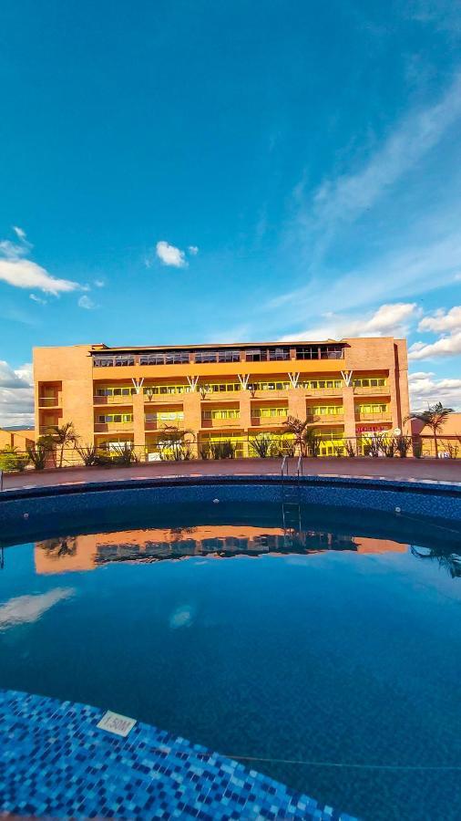 Sainte Famille Hotel Кигали Екстериор снимка